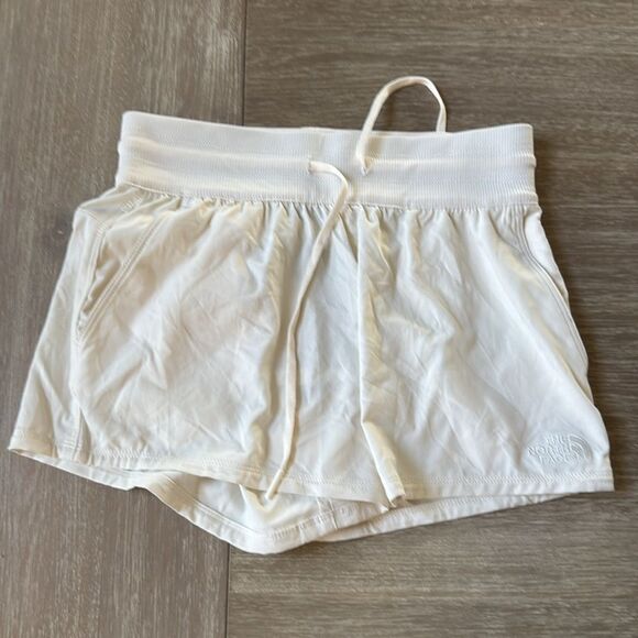 The North Face Women's Aphrodite Shorts Dune White Size XS NWT - Picture 6 of 7